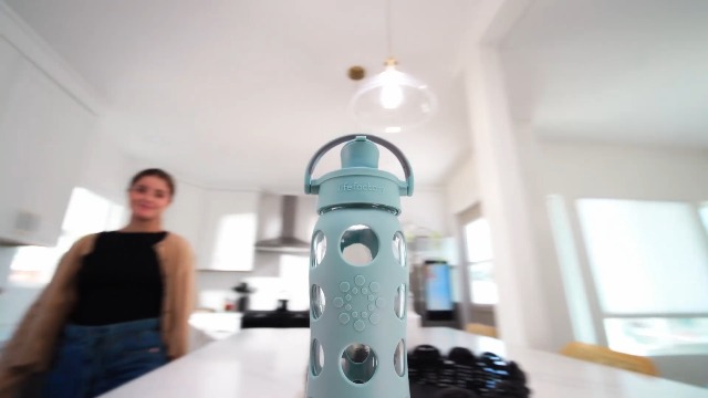 鉢・プランター invisible ink. law life factory Amazon.com: Lifefactory 22-Ounce Glass Water Bottle with Active